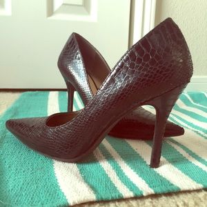 Black ponty heels