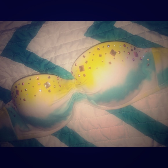 Victorias Secret bikini top