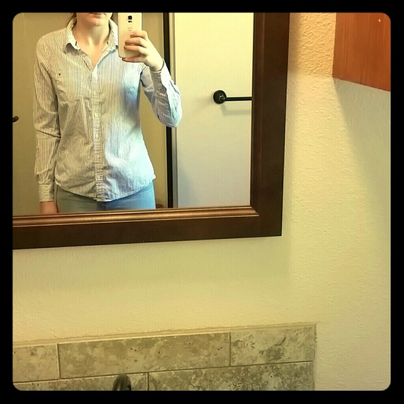 Blue and white striped collar shirt