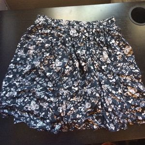 Brandy Melville floral print skirt