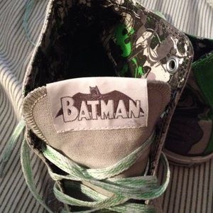 Batman Converse
