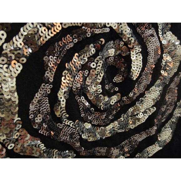 Black V-Neck with Sequins - Picture 2 of 4