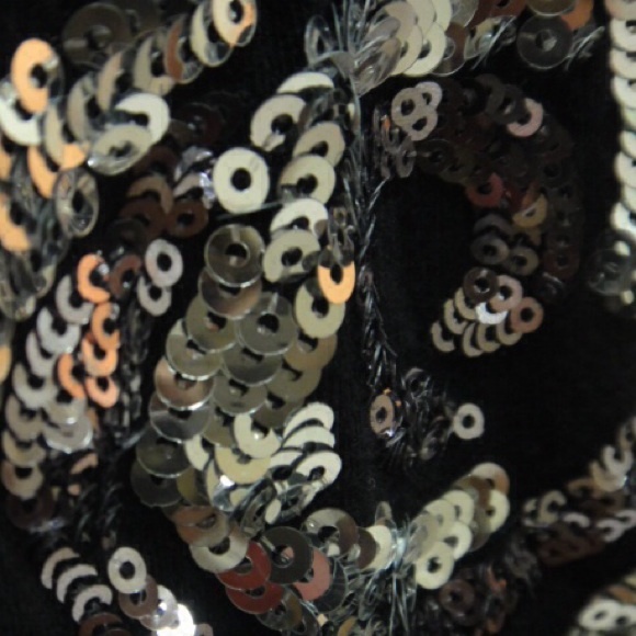 Black V-Neck with Sequins - Picture 3 of 4