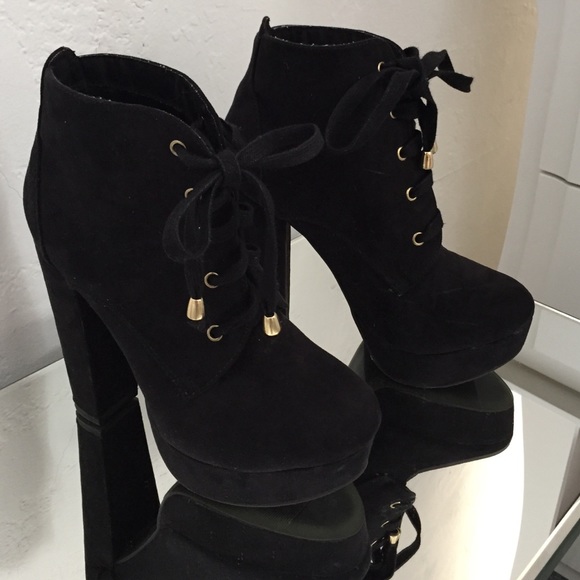 Forever 21 booties