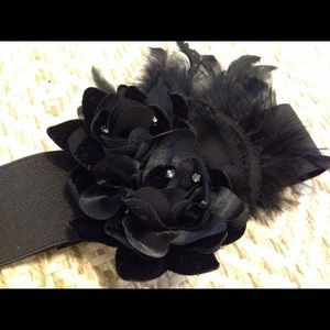 NWOT Flower & feather belt