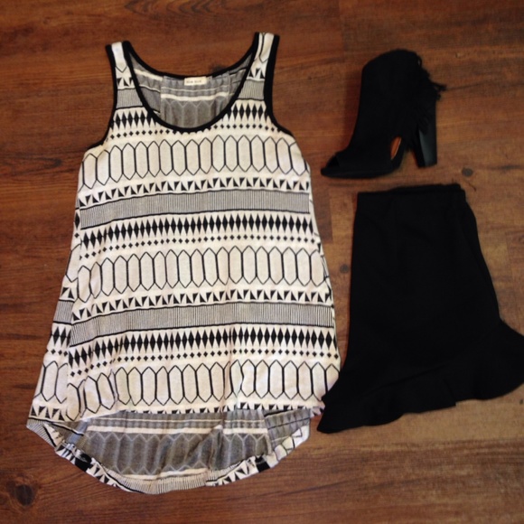 Blue Bird Aztec High Low Tank