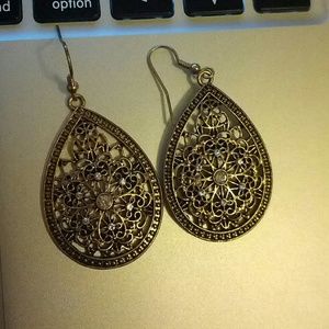 Gold filigree earrings