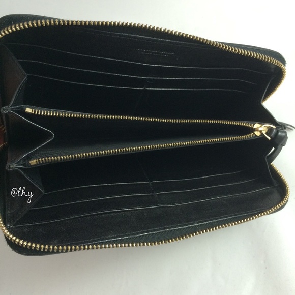 ❌SOLD❌BOTTEGA VENETA INTRECCIATO WALLET - Picture 4 of 4