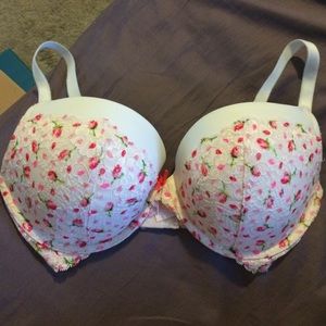 Victoria's Secret push up bra