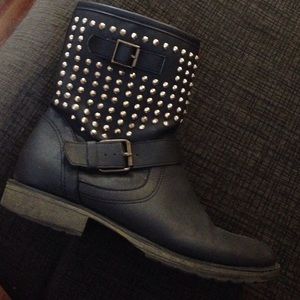 Steve Madden gold studded boots