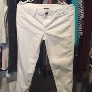 White zipper jeans!