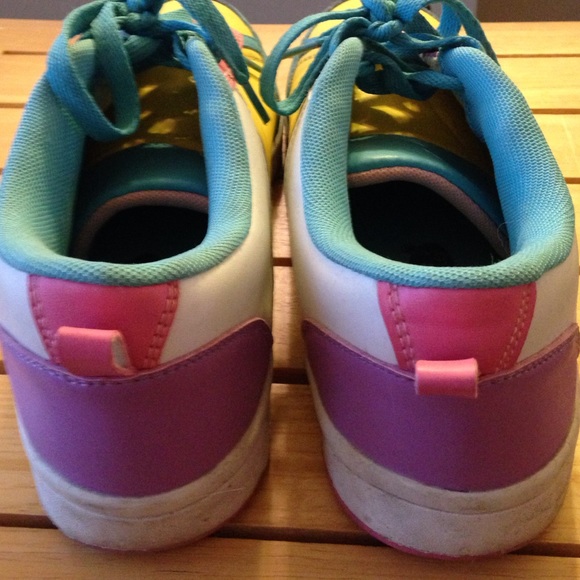 Rue 21 Shoes - Picture 3 of 4