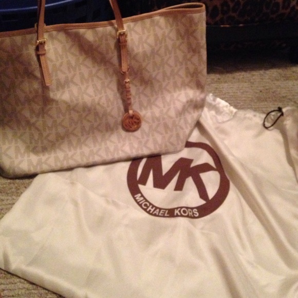 Micheal kors bag