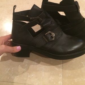 Top shop cut out boots