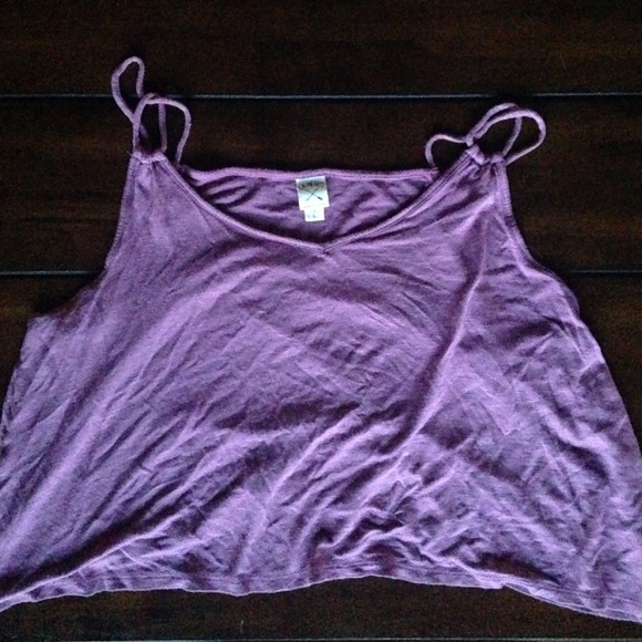 🌟 SALE 🌟LA Hearts purple crop top