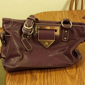 Purple mary kay purse.