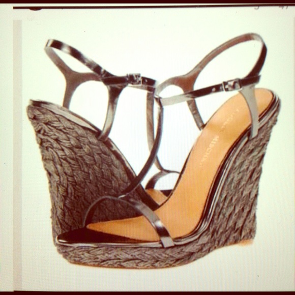 Badgley Mischka Wedges