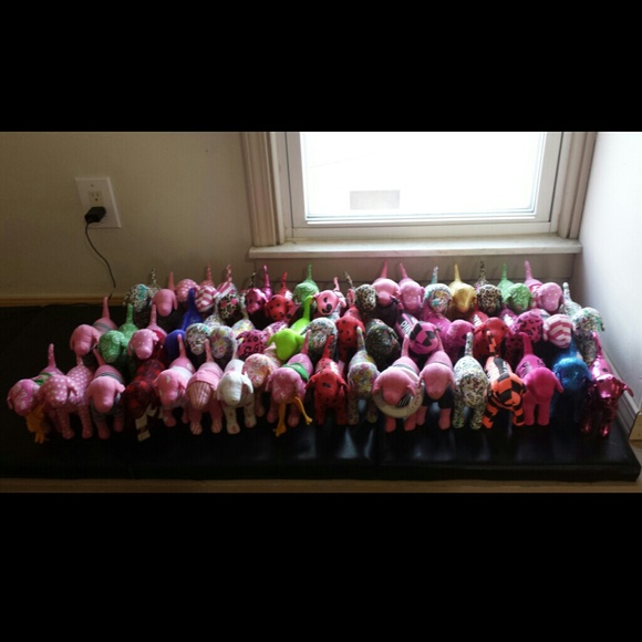 Sold - Picture 1 of 3