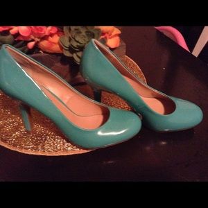 Turqoise mootsies tootsies