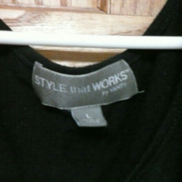 Stylish shirt for evening out with the girls. - Picture 2 of 4