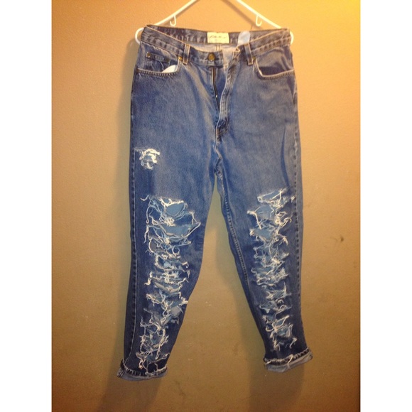Distressed Highwaist Boyfriend Jeans