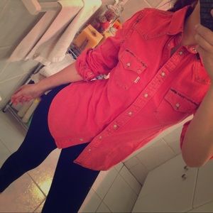 Levi's coral colored button down