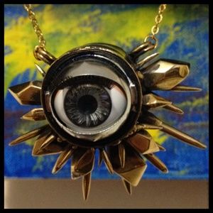 NWOT Crystal Creature Necklace - Great 4 Steampunk