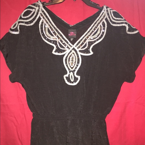 BEBE black embellished top M !!! - Picture 1 of 3