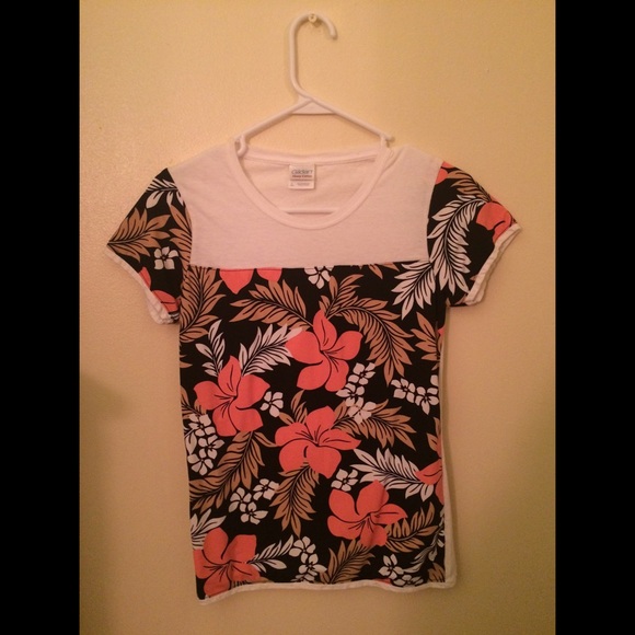 🔴SOLD🔴 Flower Shirt