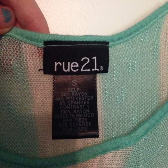 rue 21 shirt - Picture 2 of 2