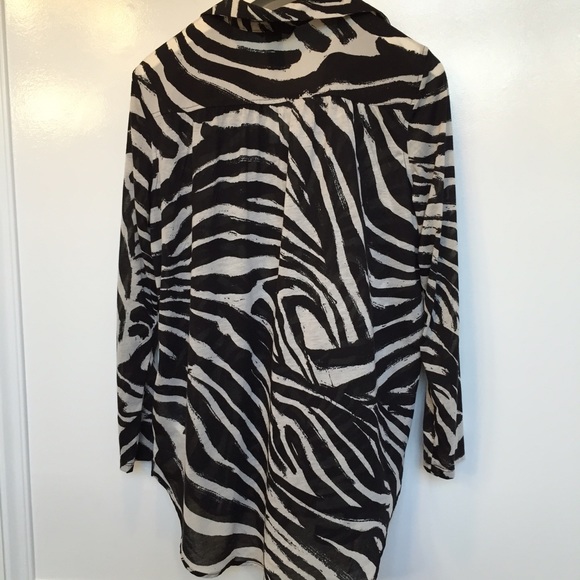 Zebra blouse - Picture 2 of 4