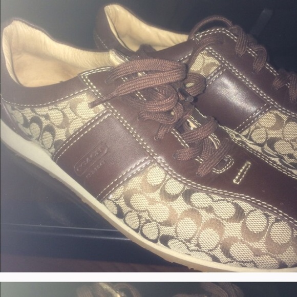 Brown and tan coach logo tennis