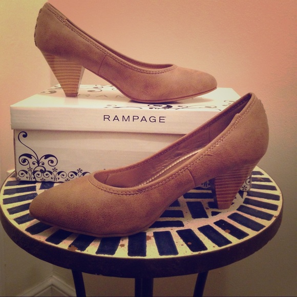 Taupe Rampage pumps - never worn!