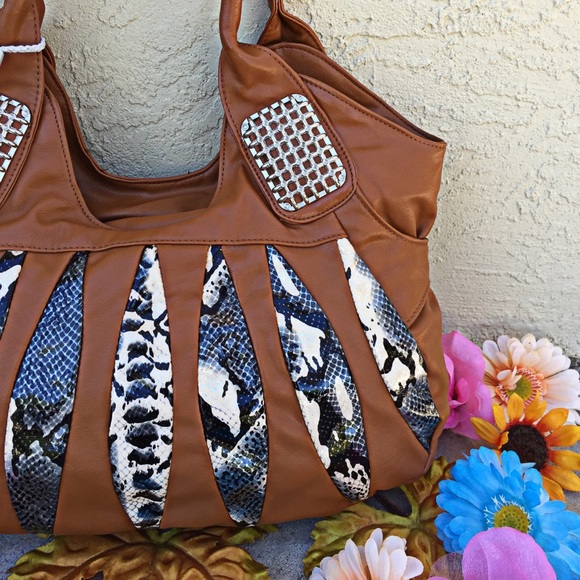 Boutique Handbags - Inner Animal Handbag