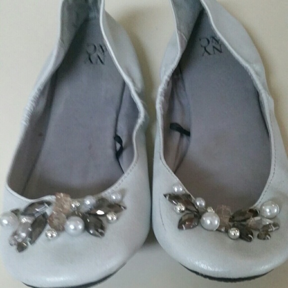 Gray flats