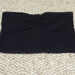 Black lacy bandeau