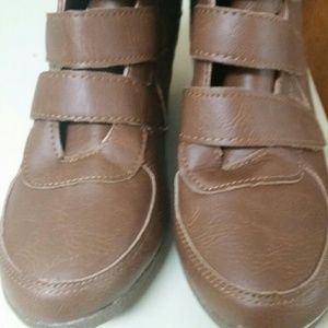 Brown sneaker wedges