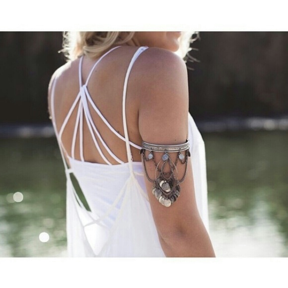 Final sale! Free People strappy back bra in white