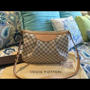 💰Sold💰Louis Vuitton Siracusa MM Damier Azur