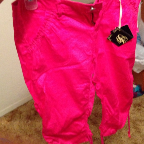 Pink Capris - Picture 3 of 3