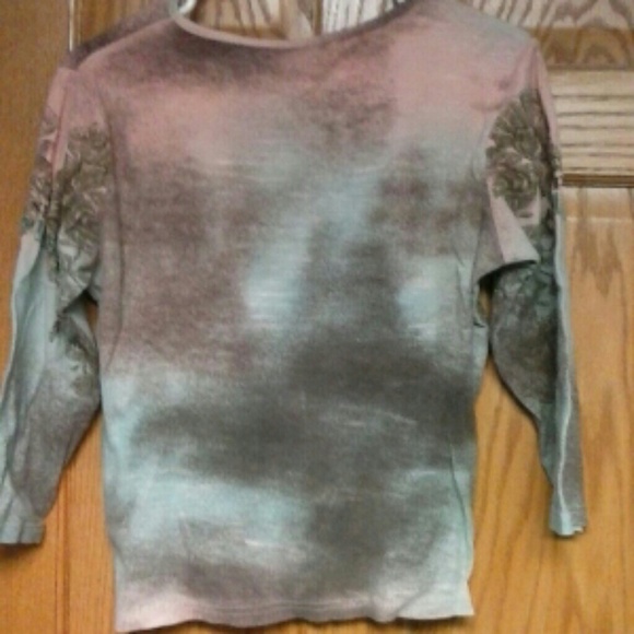 Faded Glory shirt. - Picture 2 of 3