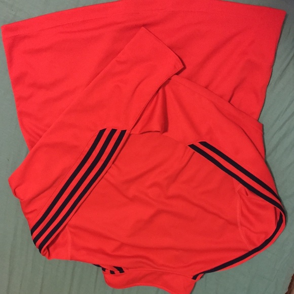 Women's Adidas Pullover - Picture 2 of 3