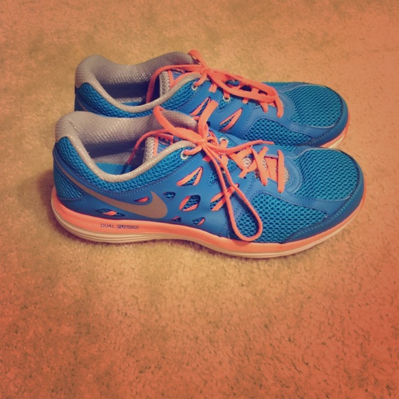 Women's Nike Dual Fusion Lite