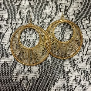 Glam gold hoop earrings