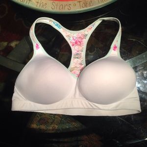 PINK Victoria's Secret Yoga Push-Up Bra