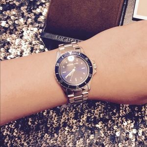 😍 SOLD ON EBAY!! 😍MK Mini Silver Tone Watch.