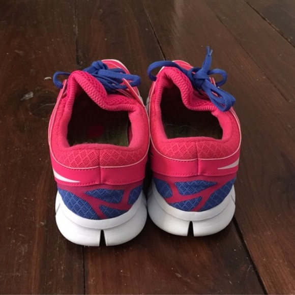 Nike Pink and Blue Free Run 2 - Picture 3 of 3