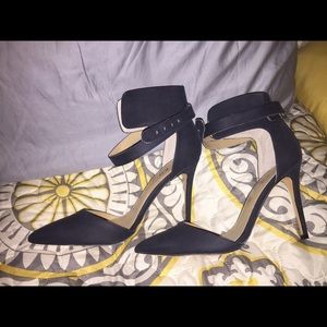 Deep navy blue pumps from JustFab 'Aquene'