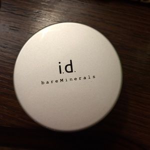 Bare Minerals i.d. Gossamer face color shimmer