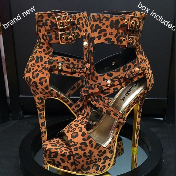 Strappy leopard stilettos